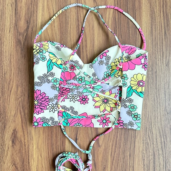 FLORAL CROP TOP - Picture 3 of 6